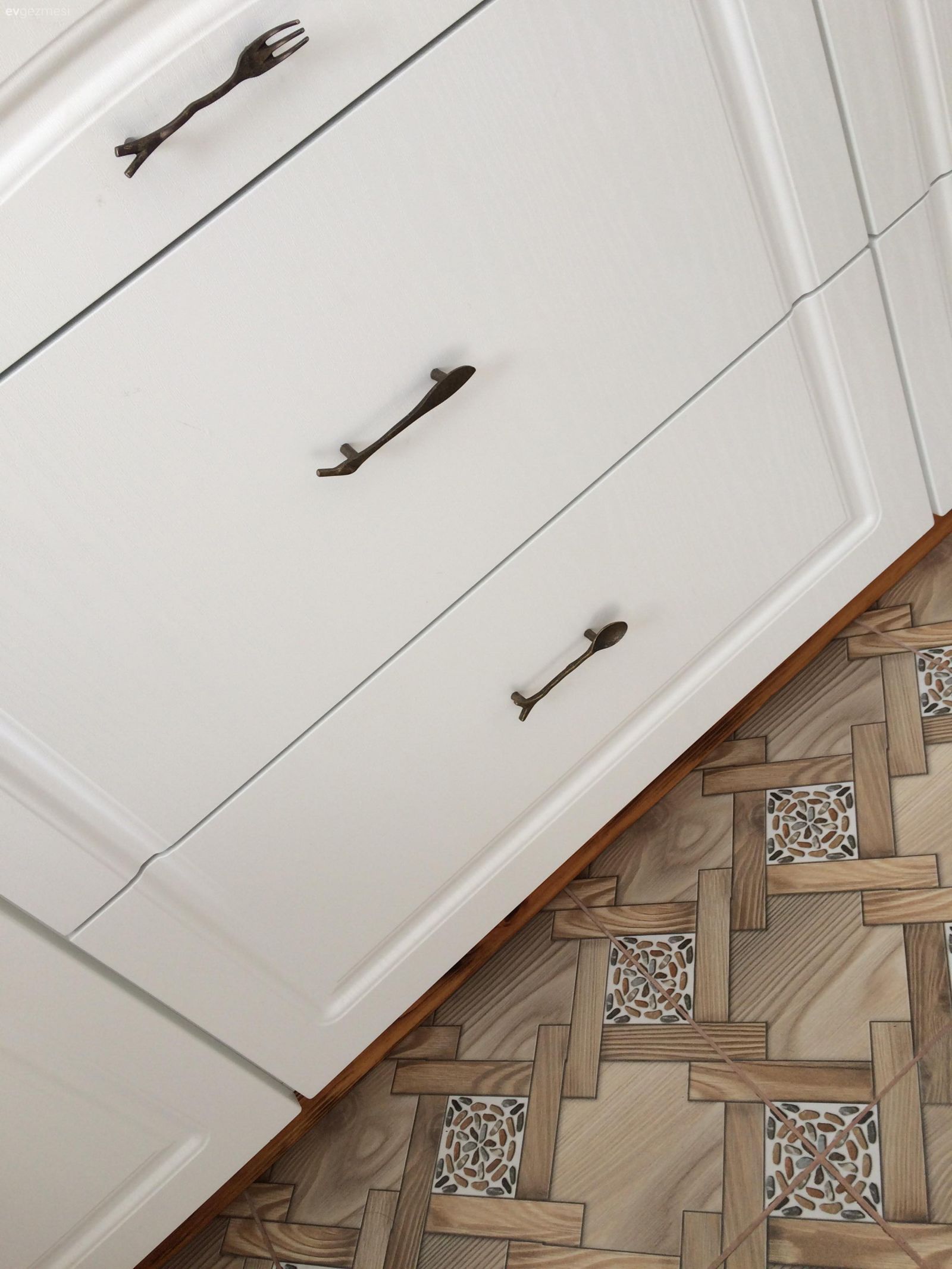 Nostaljik Esintiler: Gülay Hanım'ın Country Stil Mutfağı!