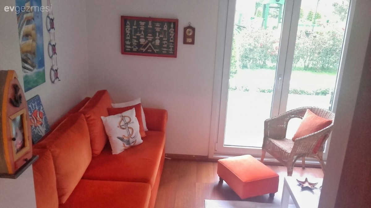 Burcu hanımın doğal ve sıcak bir havası olan, harika evi..