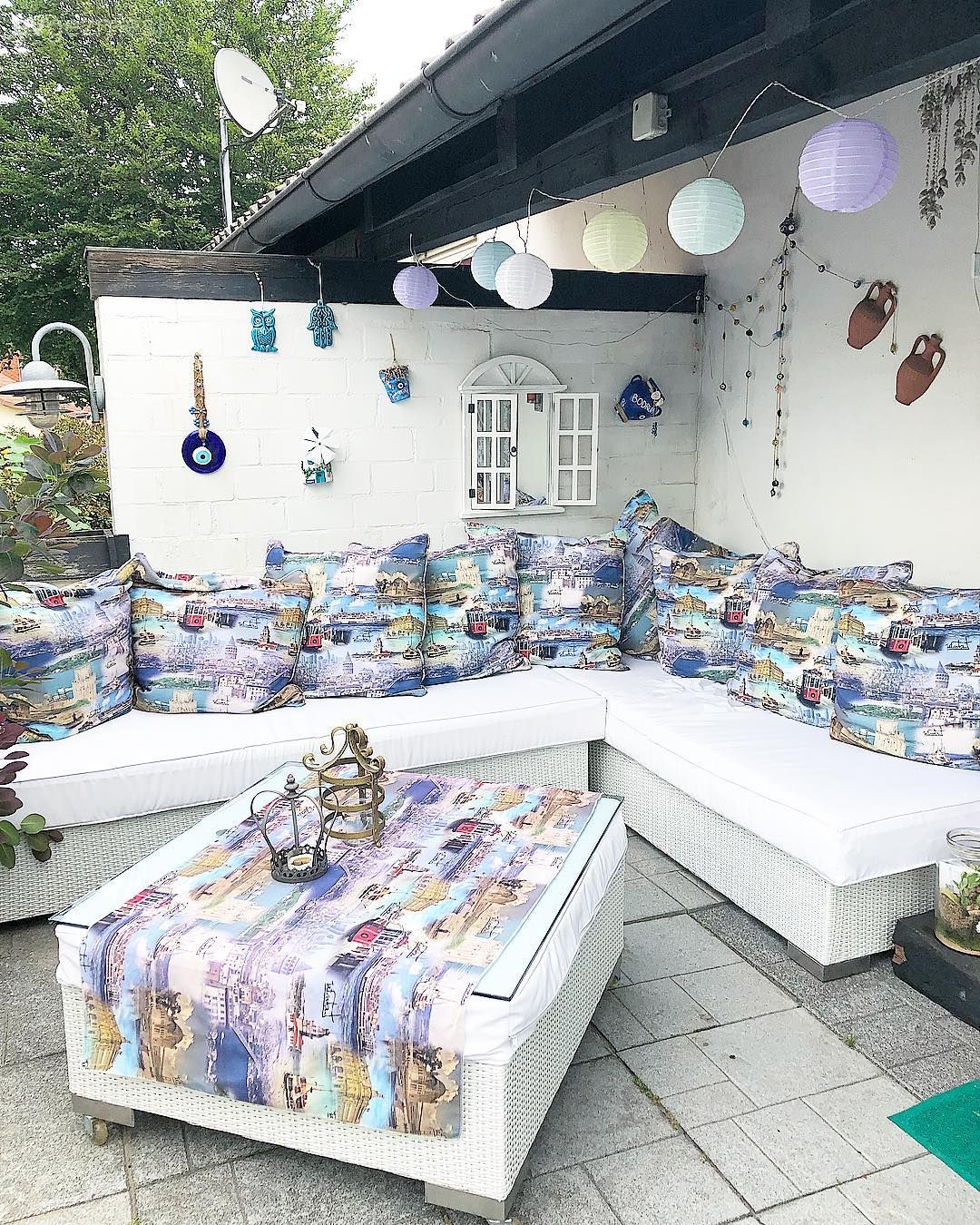 Bu Evde Nostalji Renklerle Neşesini Bulmuş