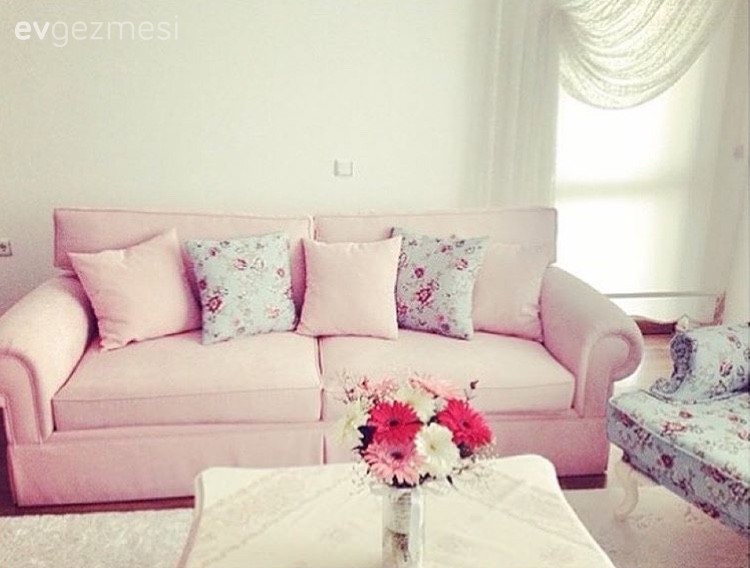 Çiçekli desen, Pembe, Salon, Sehpa, Kırlent