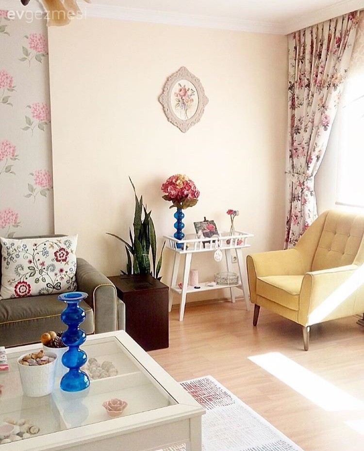 Berjer, Duvar dekorasyonu, Duvar kağıdı, Fon perde, Salon, Sarı, Perde