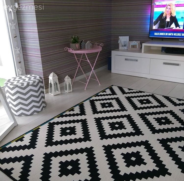 Miray hanımın beyazın hakimiyetinde, özgür ruhlu evi..