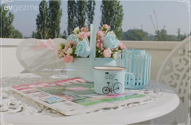 Balkon, Dekoratif Objeler