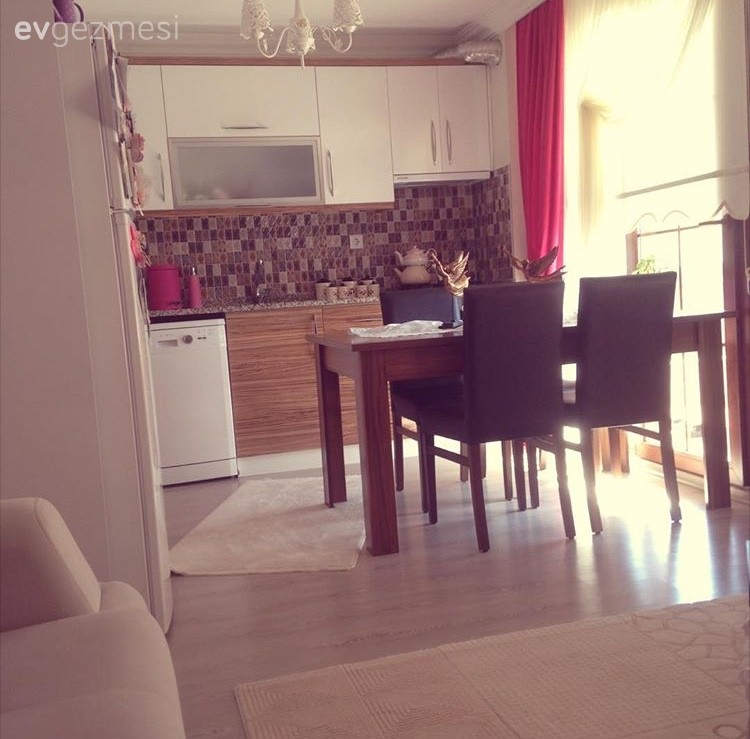 Fatma hanımın zor bir alanda sıcak ve keyifli bir hava yakaladığı evi.