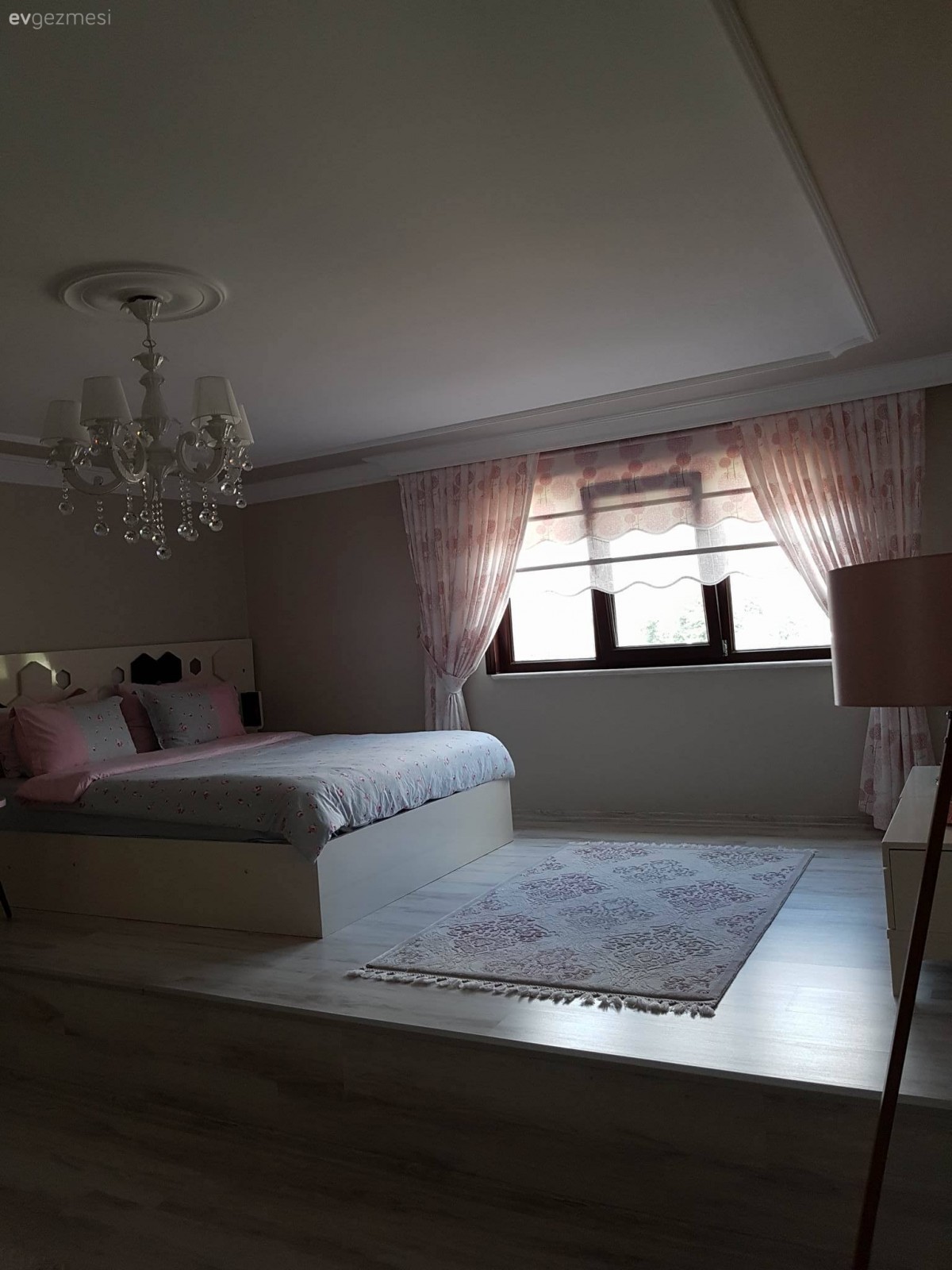 Avize, Genç odası, Pembe, Aydınlatma