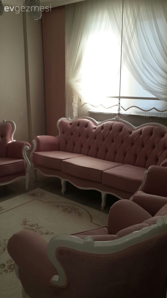 Nostaljik esintilerle, zarif ve cıvıl cıvıl: Aslı hanımın evi..