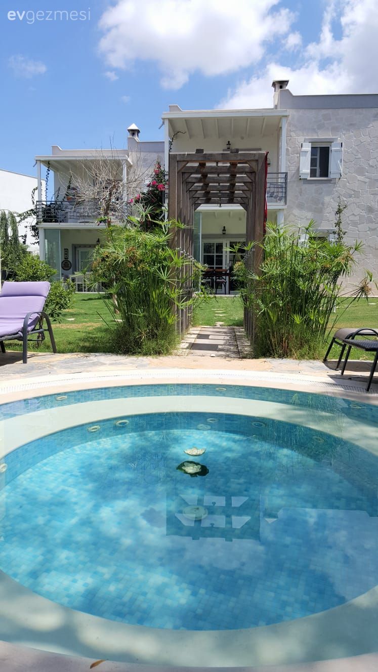 40 yıllık arkadaşlarla beraber mutlu bir yaşam. Zeytin Sitesi'ne konuğuz..