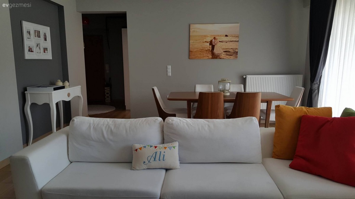 Alanı zenginleştiren detaylarla, sıcak ve şık! Rukiye hanımın evi..