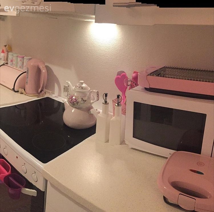 Mutfak, Pembe, Renkli ev aleti