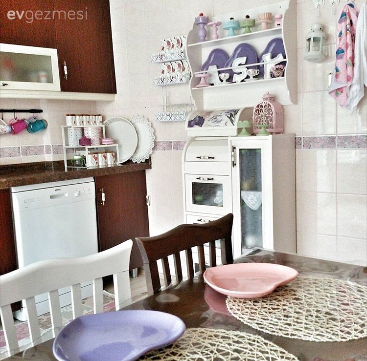 Mutfak, Mutfak masası