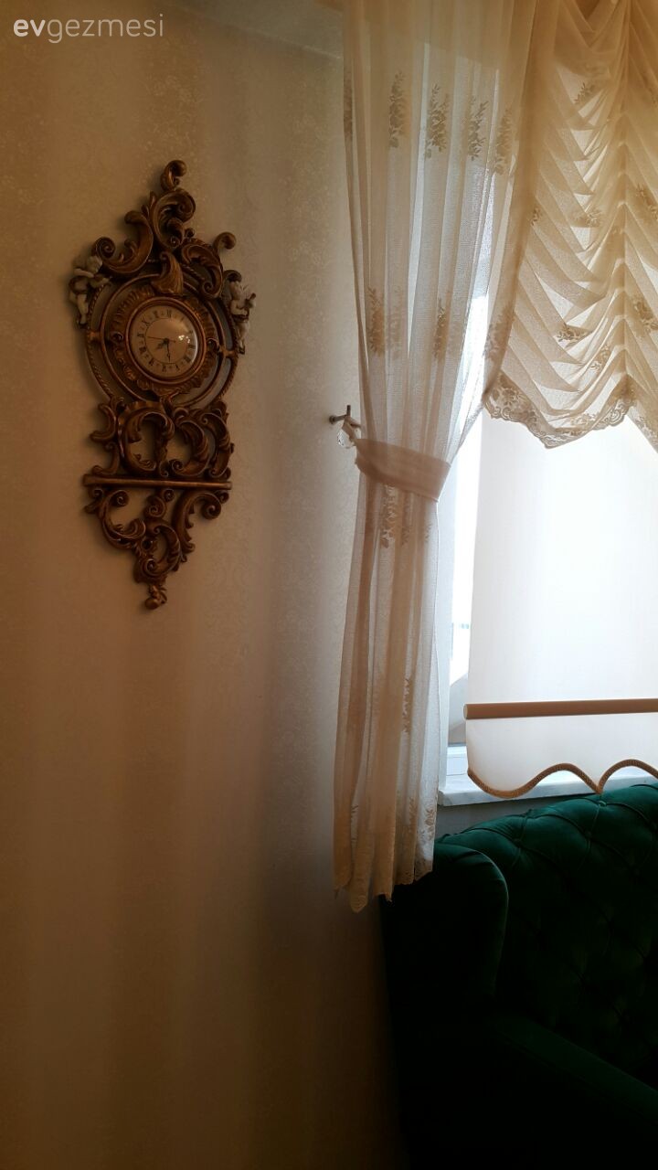 Perde, Duvar saati, Salon