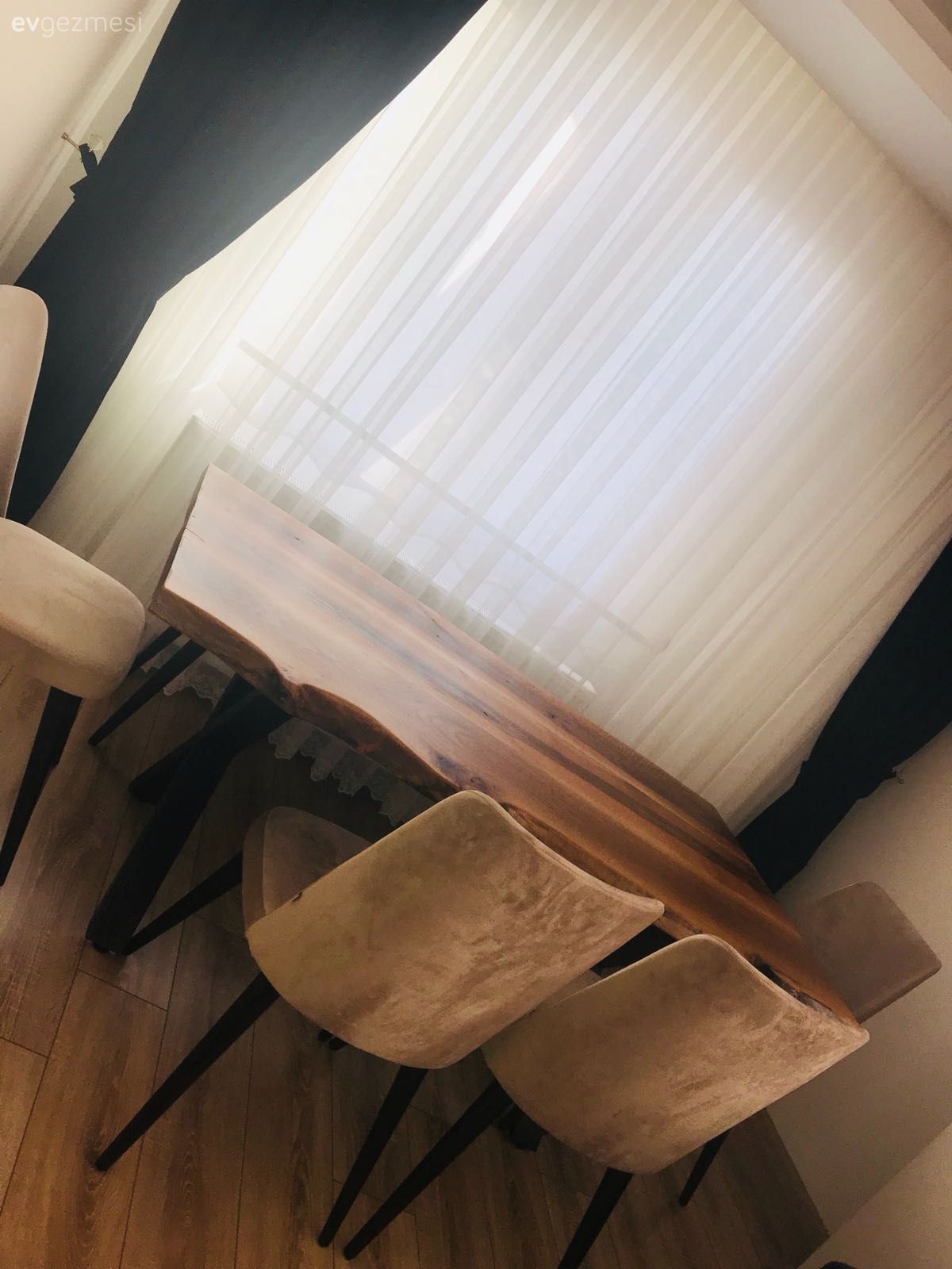 Abartıdan uzak, sade ve keyifli bir ev dekorasyonu. Burcu hanımın evi..