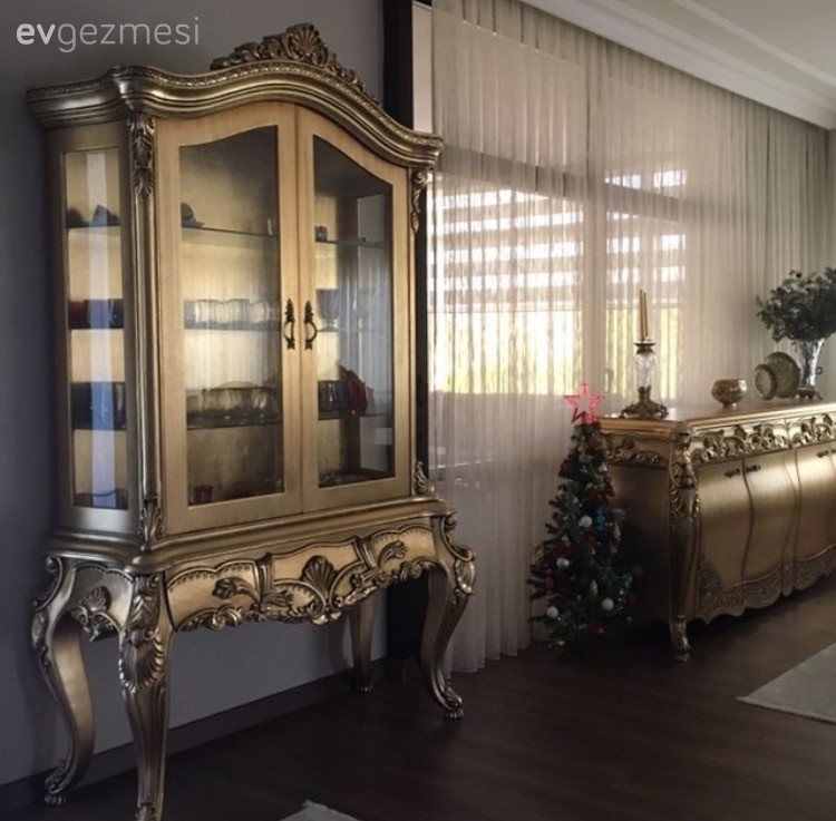 Altın, Konsol, Salon