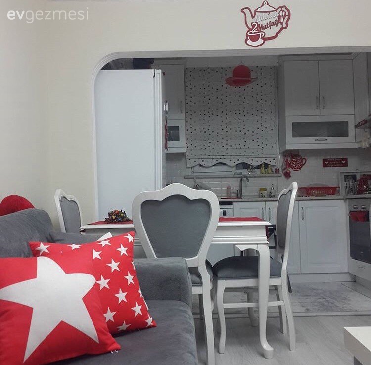 Amerikan Mutfak, Gri, Kırmızı, Salon, Kırlent