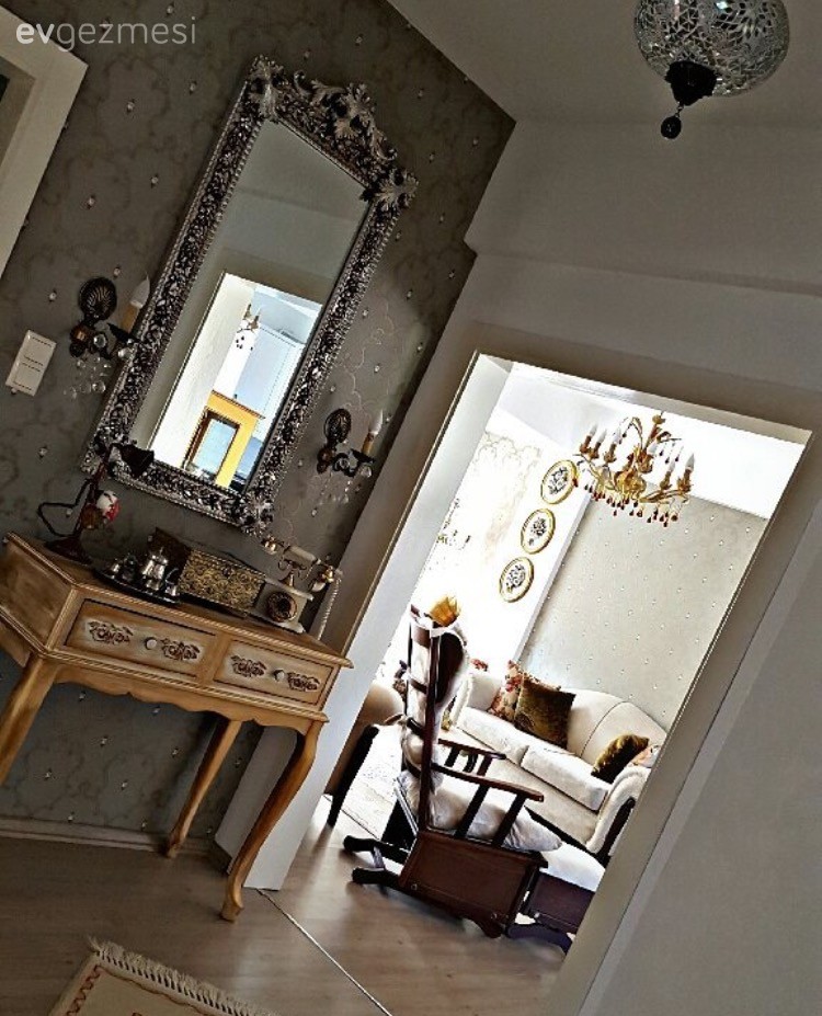 Emine hanımın nostaljik bir ruhu olan evi..