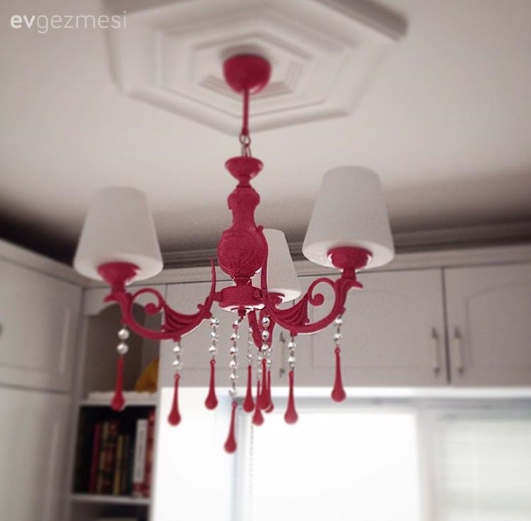 Nesrin hanımın tatlı ve zevkli evi..