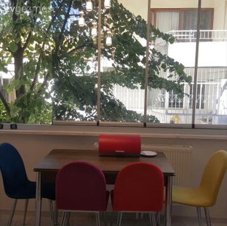 Fatma hanımın modern ve şık mutfağı.