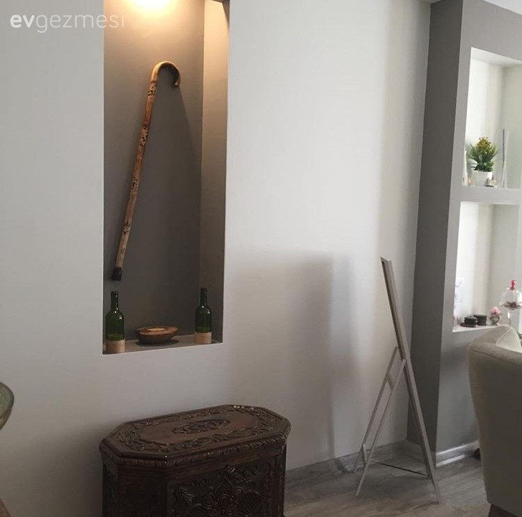 Duvar Nişleri, Salon