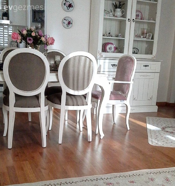 Kahverengi, Pembe, Yemek Odası