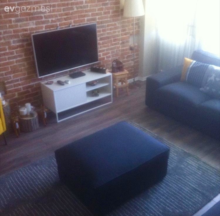 Anıl hanımın modern ve nostaljik stilleri harmanladığı, zevkli evi..