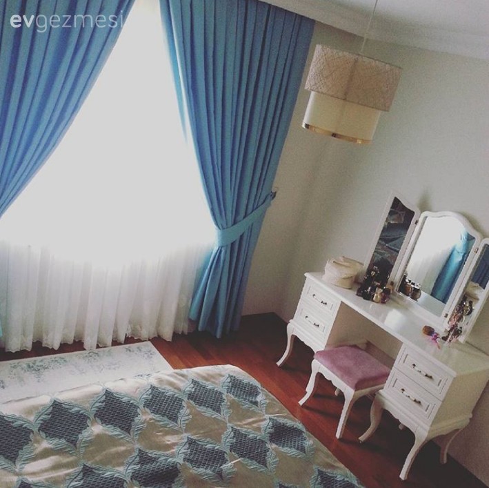 Beyaz, Mavi, Perde, Yatak Odası