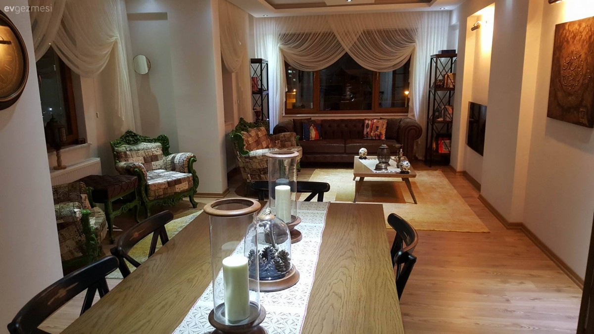 Ahşap Mobilya, Dekoratif Objeler, Kruvaze perde, Mum, Perde, Salon, Yemek Odası