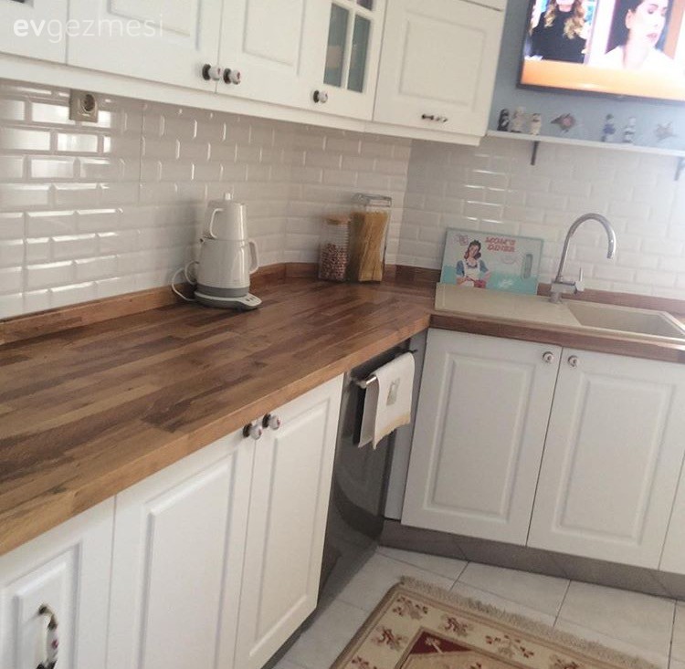 Tadilat sonrası bir mutfak: Sare hanımın nostaljik esintili mutfağı..