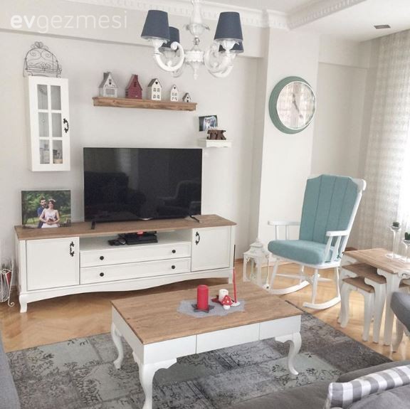 Tuğba hanımın nostaljik ve modern stil karışımı eklektik evi..