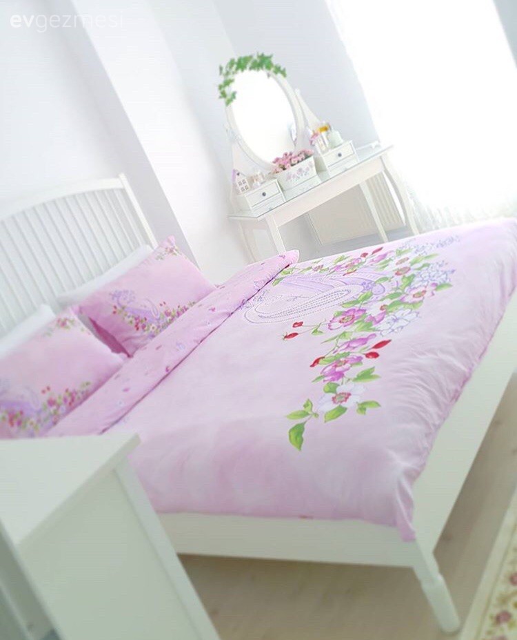 Ikea, Pembe, Yatak Odası