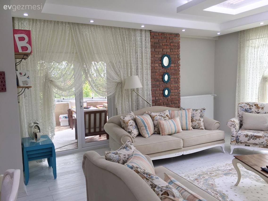 Krem, Perde, Salon, Taş duvar