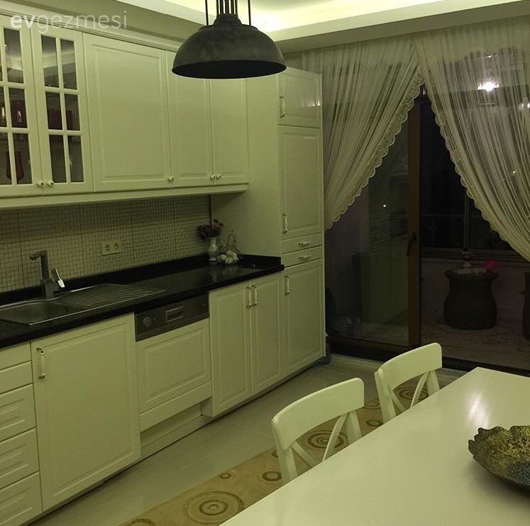 Avize, Beyaz mutfak, Country mutfak, Mutfak, Mutfak masası, Aydınlatma