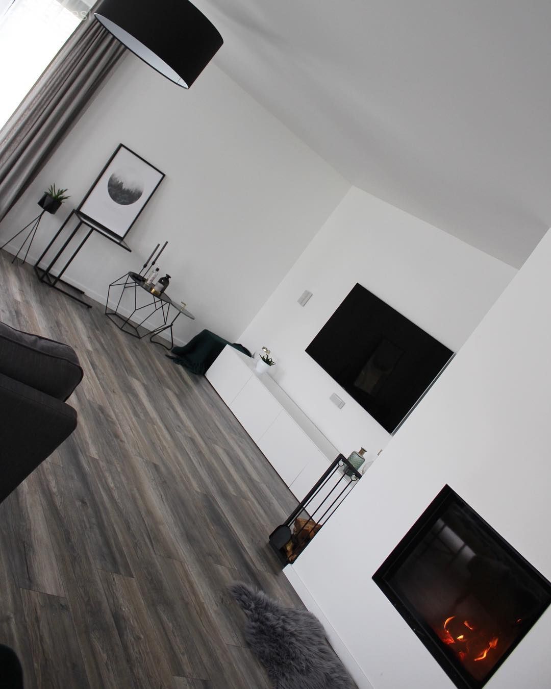 Yeşilin Sofistike Tonlarıyla Derinlik Kazanan Modern Bir Ev