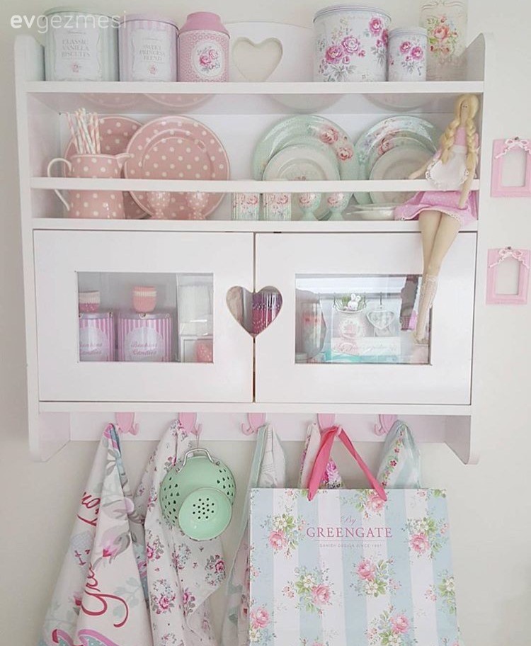 Bir mutfak dönüşümü: Şebnem hanımın country stilde mutfağı..