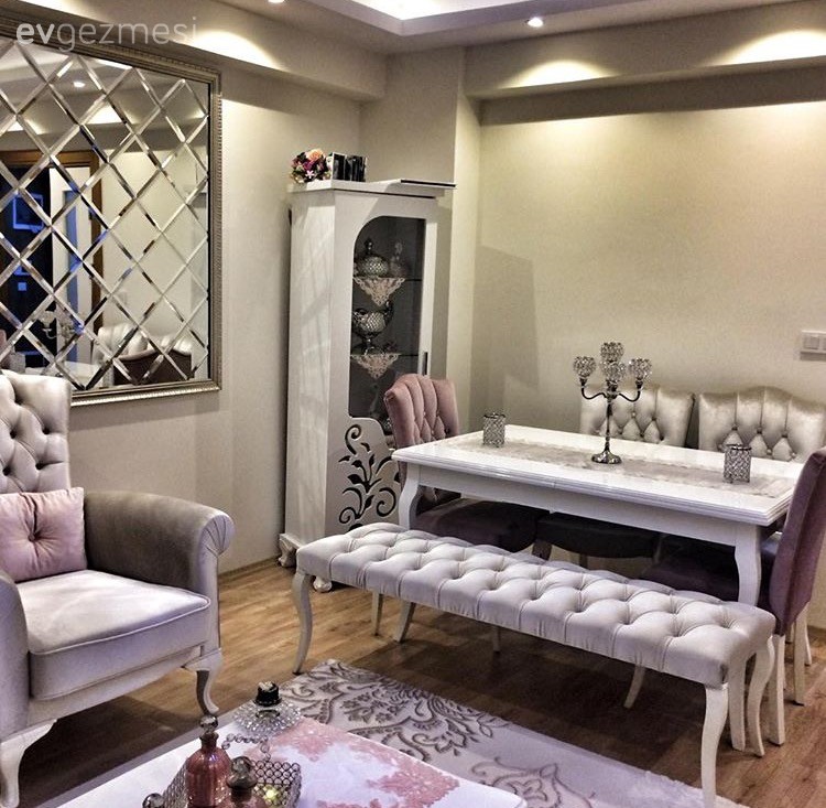 Ayna, Bank, Pembe, Yemek Odası