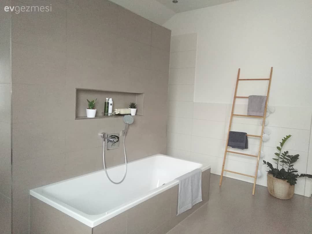 Dekoratif merdiven, Havluluk, Küvet, Banyo