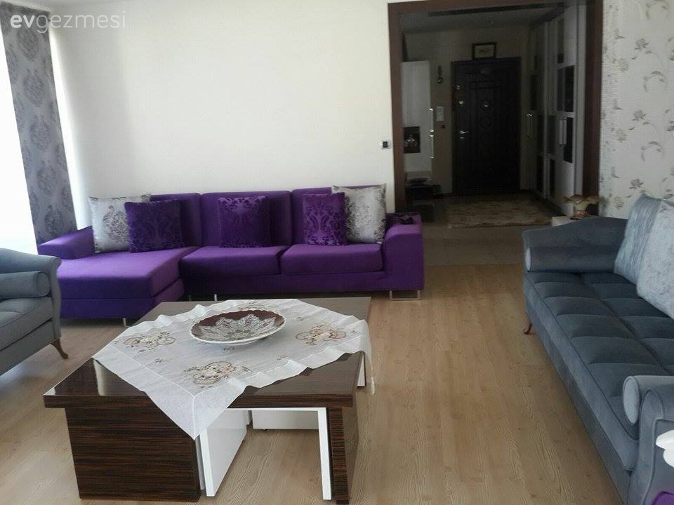 Ayşegül hanımın konforlu ve şık evinden kareler..