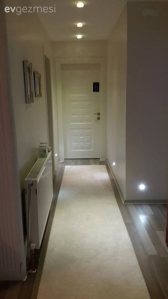 Eylül hanımın altın ve mor hakimiyetinde, özgün ve gösterişli evi..