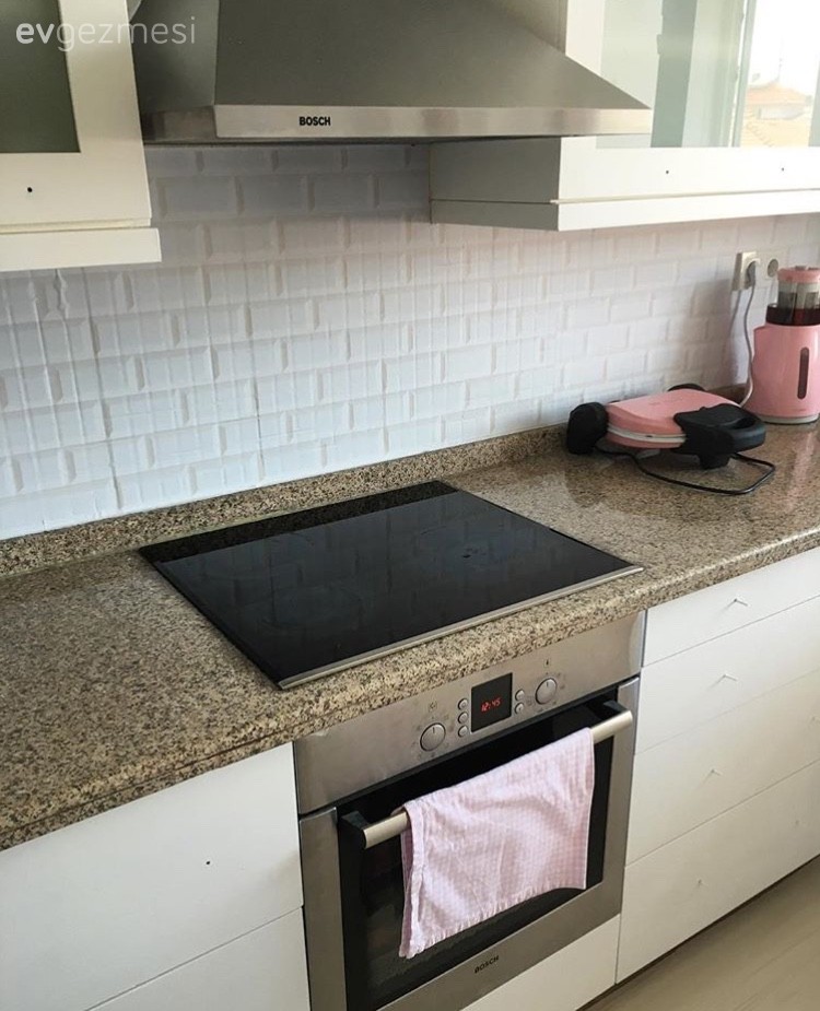 Meltem hanımın düşük maliyetle dönüşüm geçiren tatlı mutfağı..