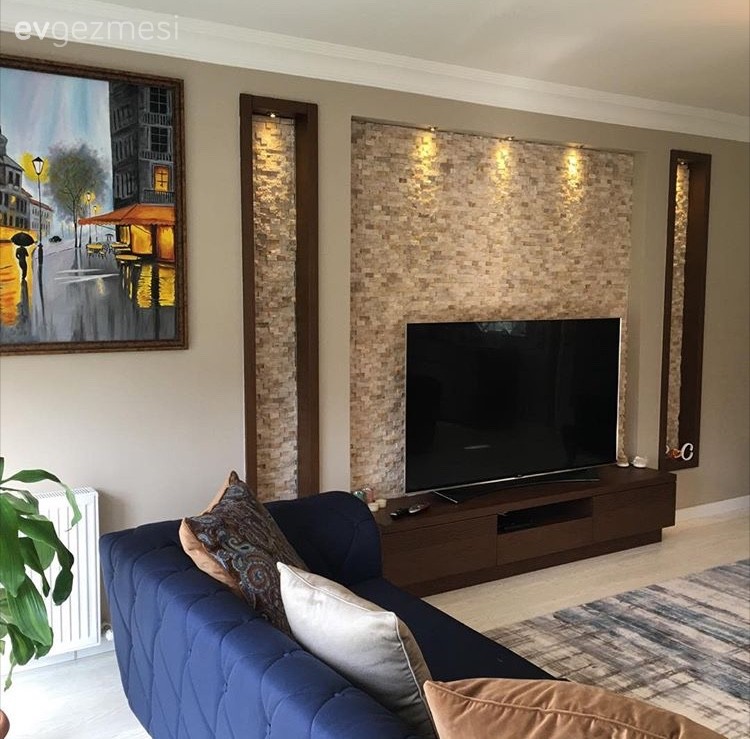 Pelin Hanım'ın Ahşap ve Lacivert Uyumunda Sofistike ve Sıcak Evi..