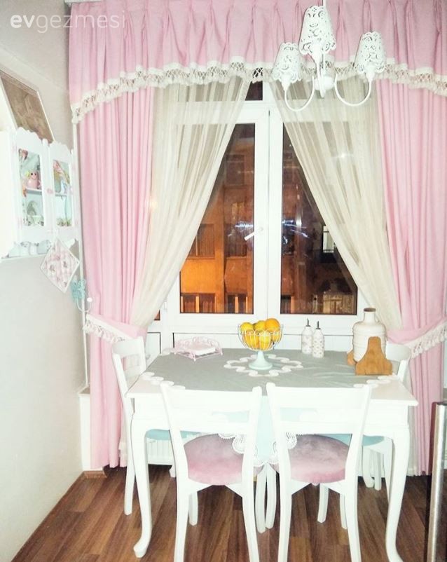 Duygu hanımın emeği ve zevkini kattığı, zarif ve tatlı evi..