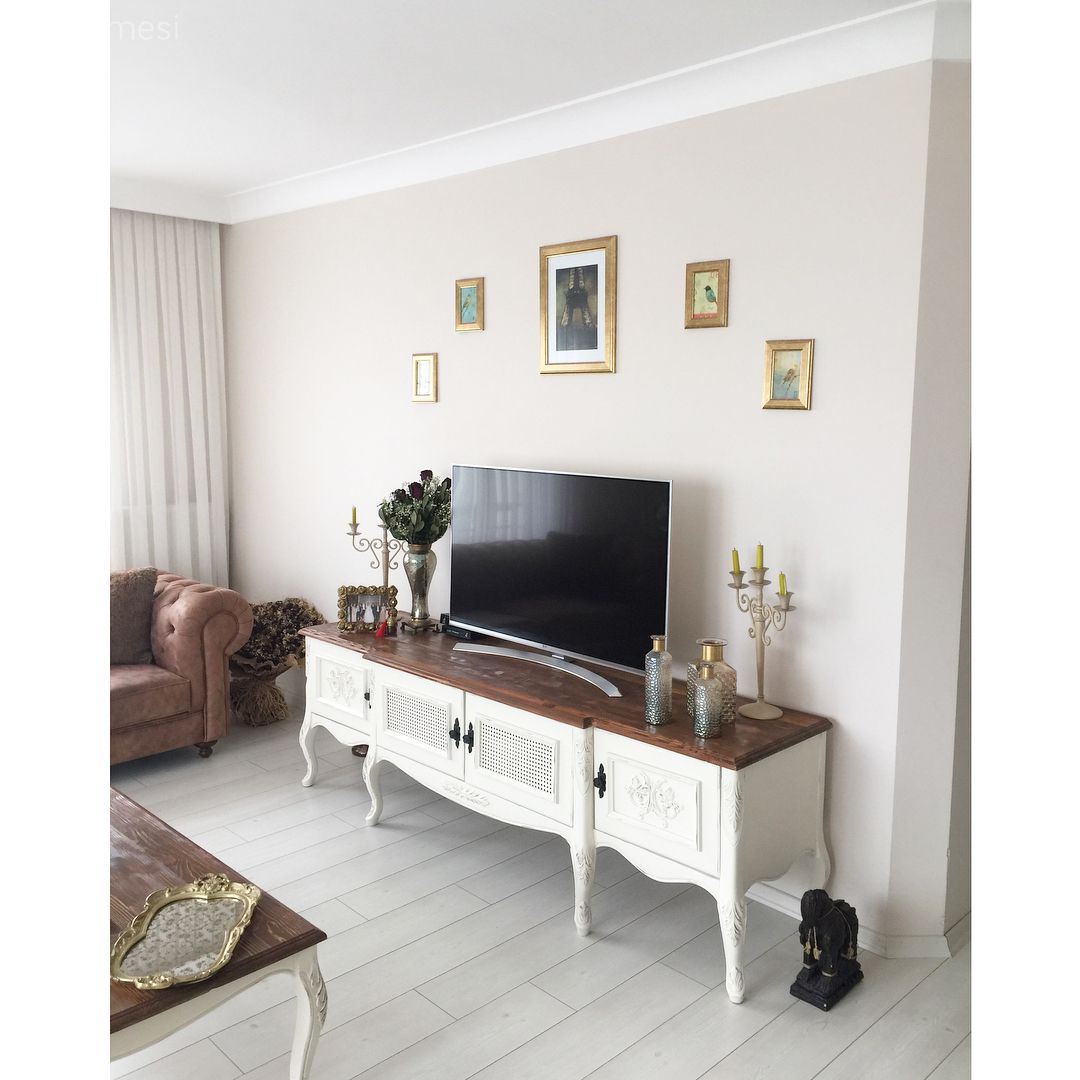 Tv ünitesi, Salon, Country, Duvar dekorasyonu