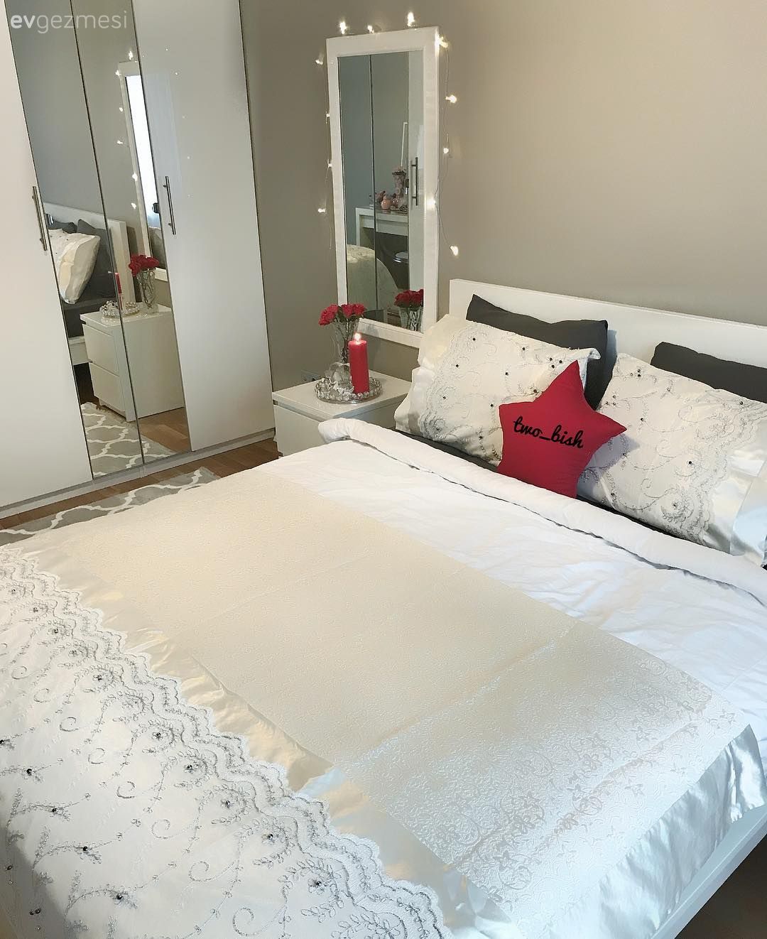 Yatak Odası, Kırmızı, Yatak örtüsü