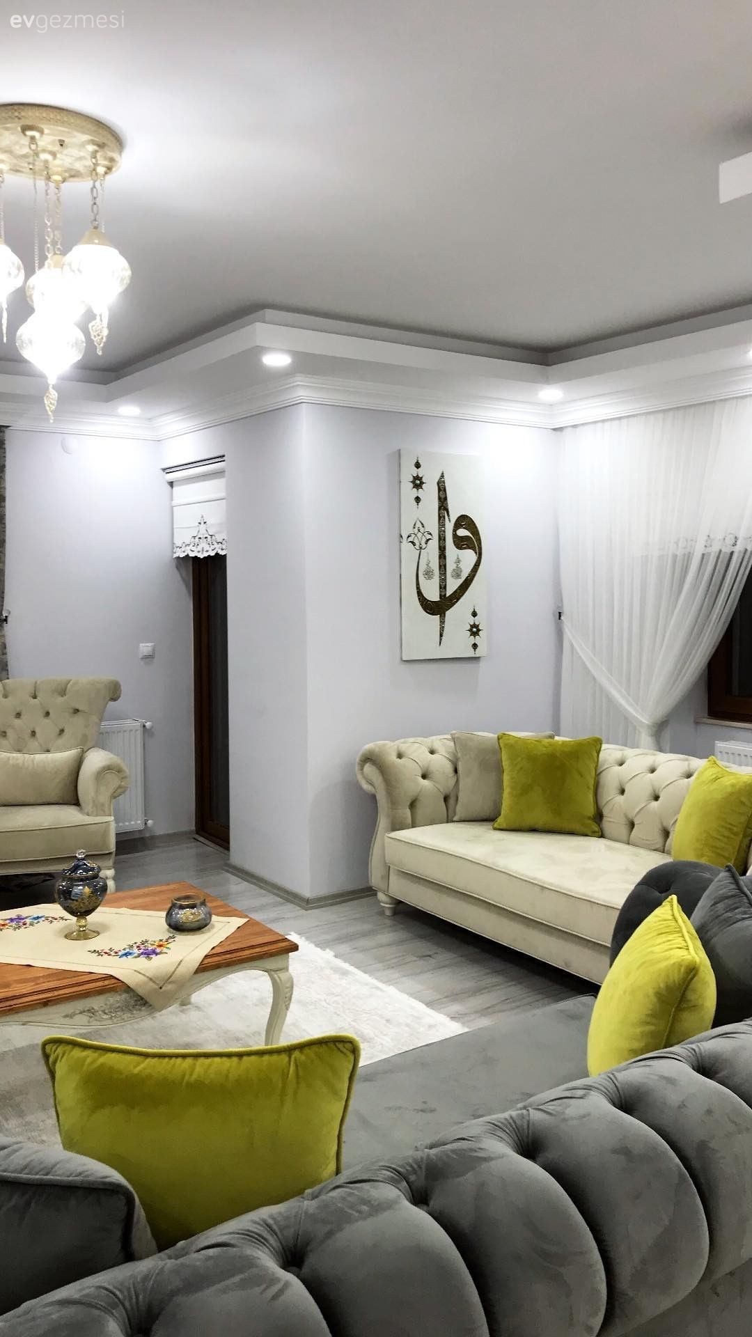 Bu Evin Dekoru Yenilikçi Olmanın Yanında Eskilere de Bağlı