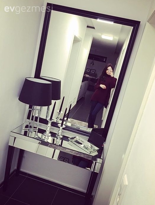 Habibe hanımın modern stilde sade ve şık evi..