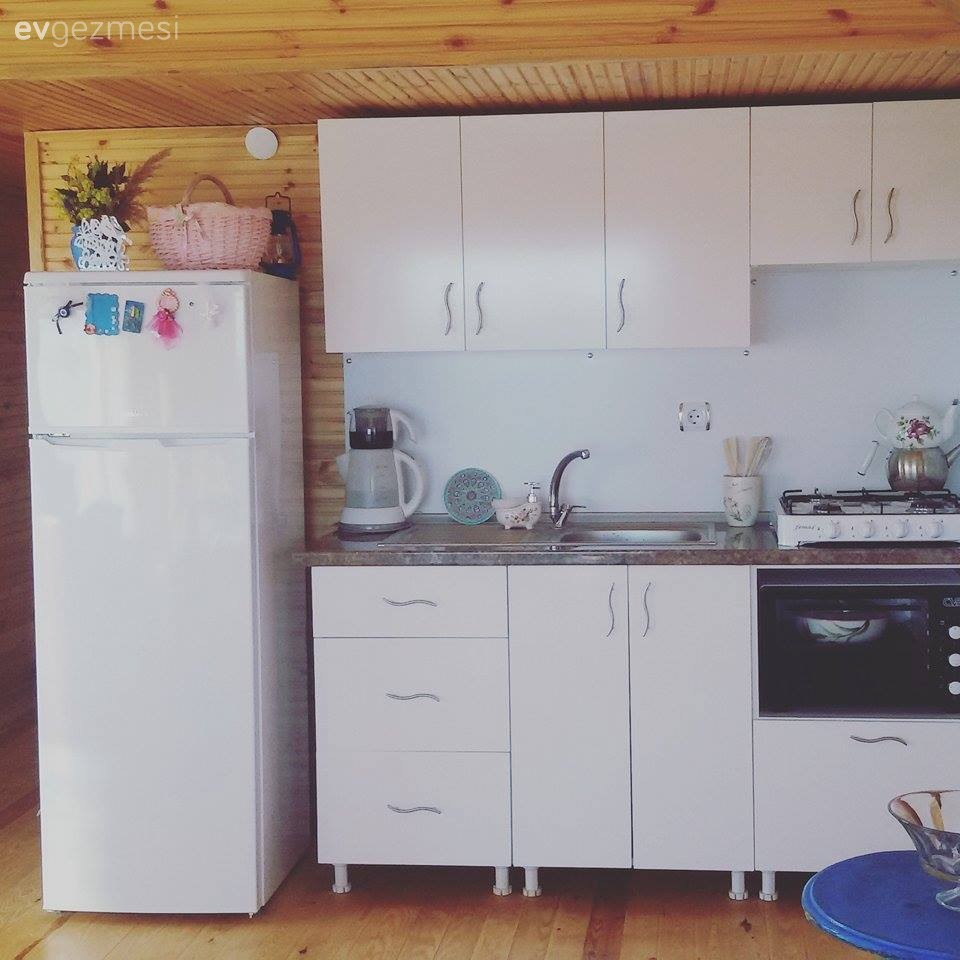 Denize Komşu Karavan Ev: Orkun ve Çiğdem Çiftinin Masal Diyarı