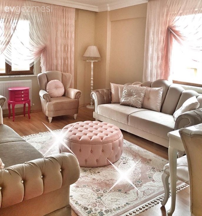 Halı, Krem, Lambader, Pembe, Perde, Puf, Salon, Aydınlatma