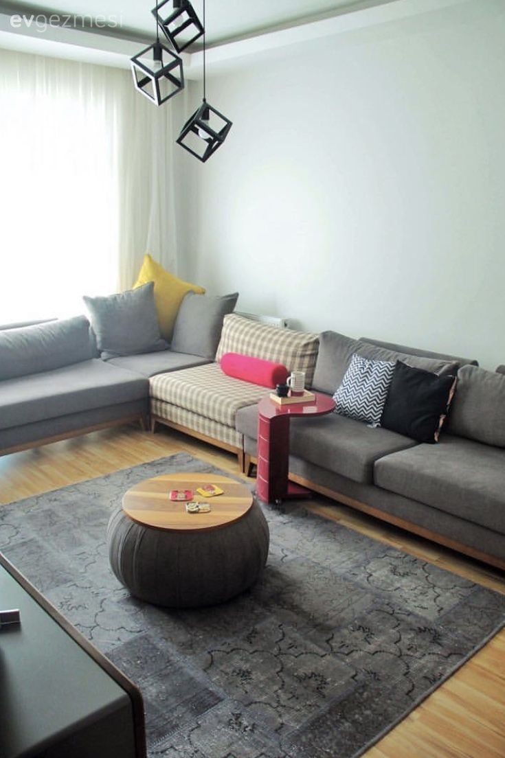 Oturma Odası, Patchwork halı, Gri, Halı, Puf, Köşe koltuk, Avize