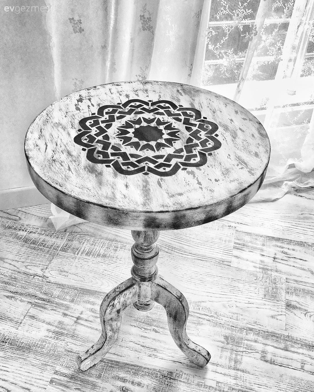 Kendin Yap, Mobilya boyama, Sehpa