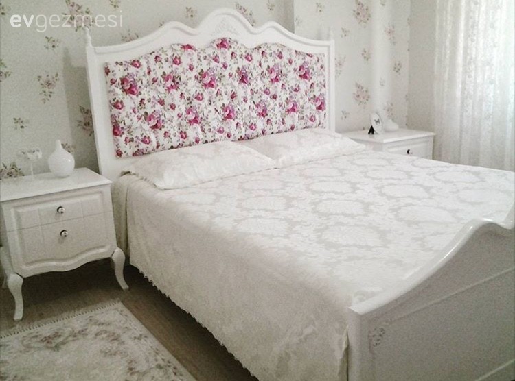 Çiçekli desen, Duvar kağıdı, Yatak Odası