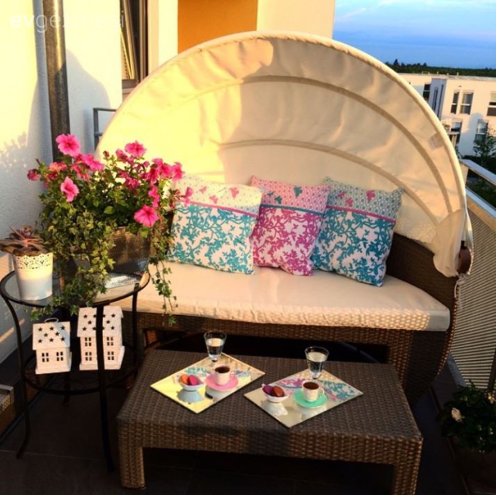 Balkon, Çiçekler, Kırlent